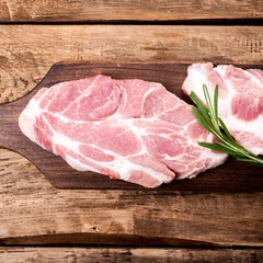 Côtelettes de porc au spirling 2pces