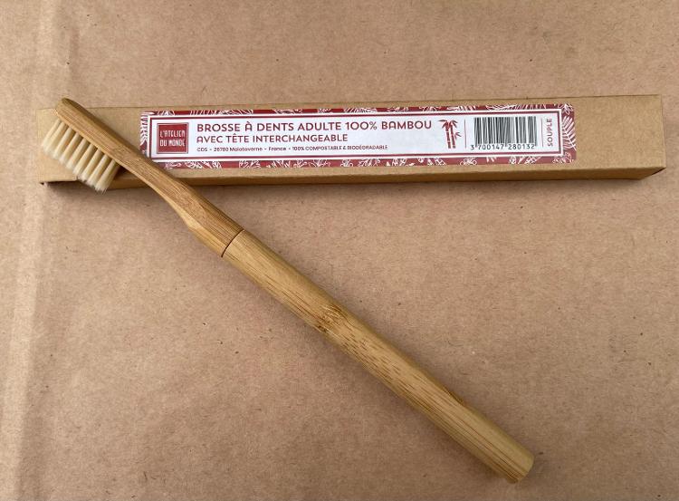 Brosse à dent en bambou avec tête interchangeable