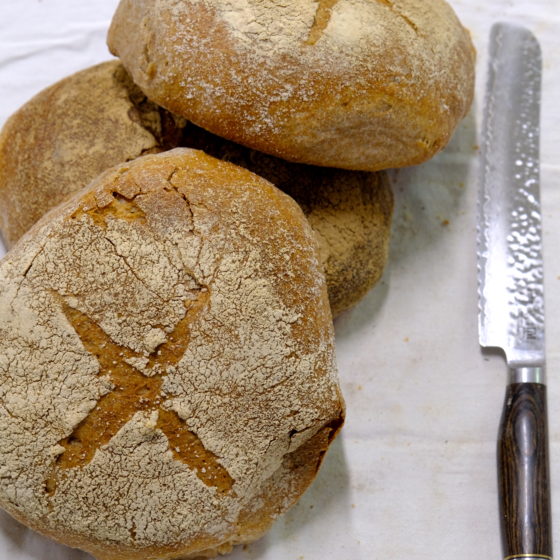 Pain levain épeautre complet - gros 800gr