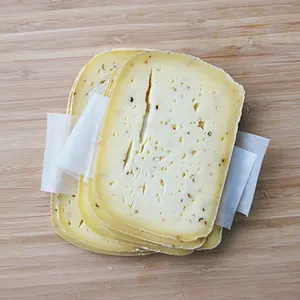 Fromage - Pâte pressée poivre en tranches
