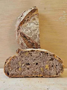 Pain levain "campagne" aux noix - petit